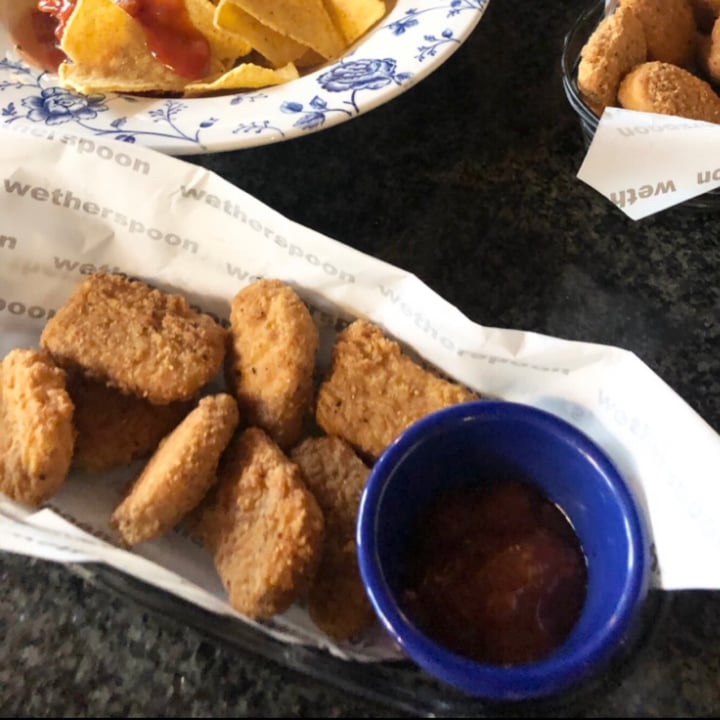 photo of Wetherspoons quorn vegan nuggets shared by @riaria on  13 Feb 2023 - review