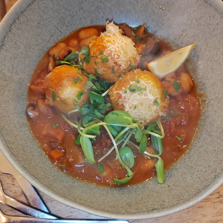 photo of Green Olive butter bean and shitake stew with cheezee dumplings shared by @buck on  11 Mar 2023 - review
