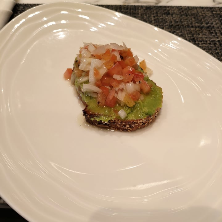 photo of Pullman Kuala Lumpur City Centre - Hotel & Residences Avocado Toast shared by @stevenneoh on  25 Jan 2023 - review