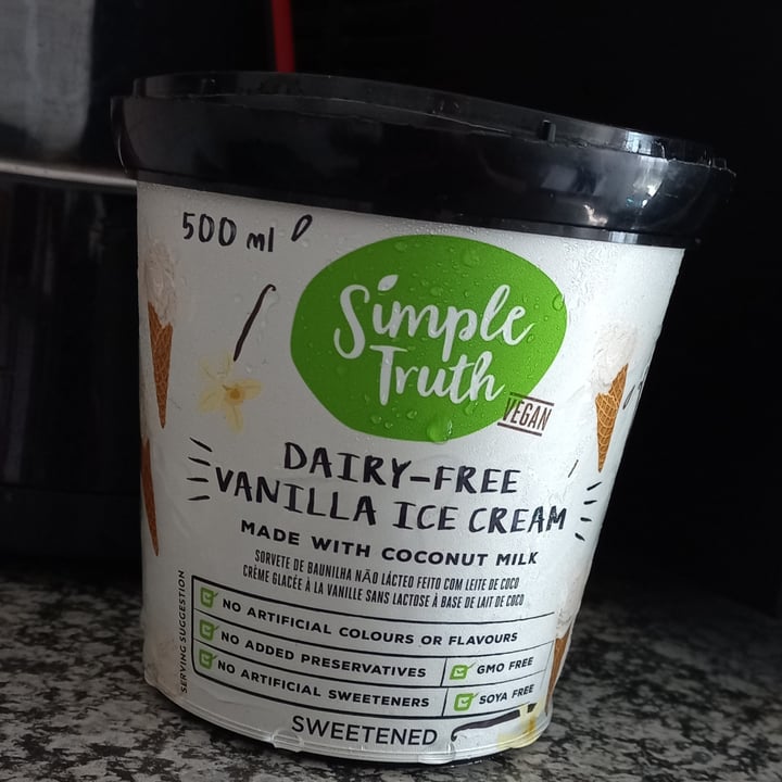 photo of Simple Truth Dairy free Vanilla Ice Cream shared by @ronelle on  07 Feb 2023 - review