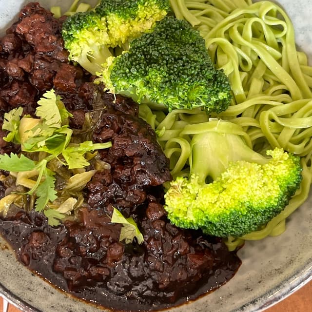 Photo of the dish “dried noodles with vegan mince”