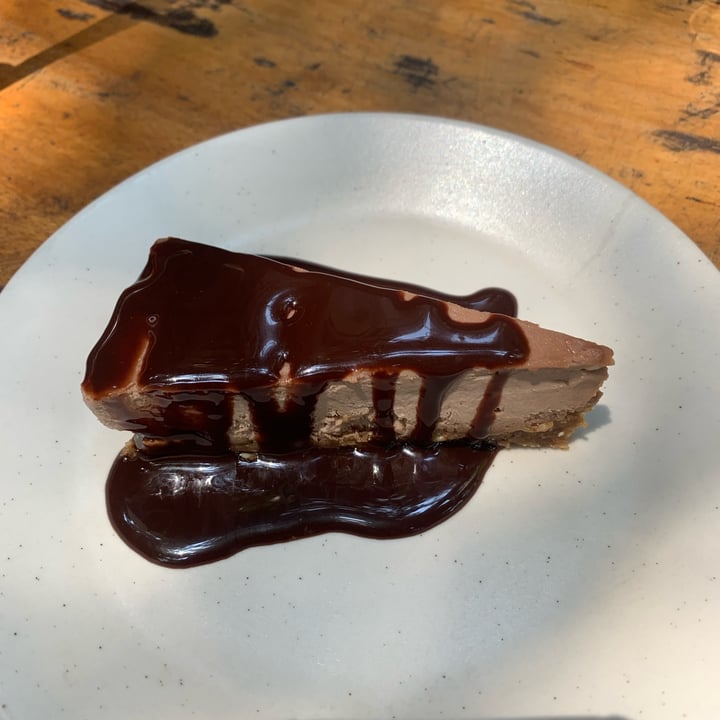 photo of Bong Bonlai Chocolate Cheesecake shared by @tiascaz on  29 Mar 2023 - review
