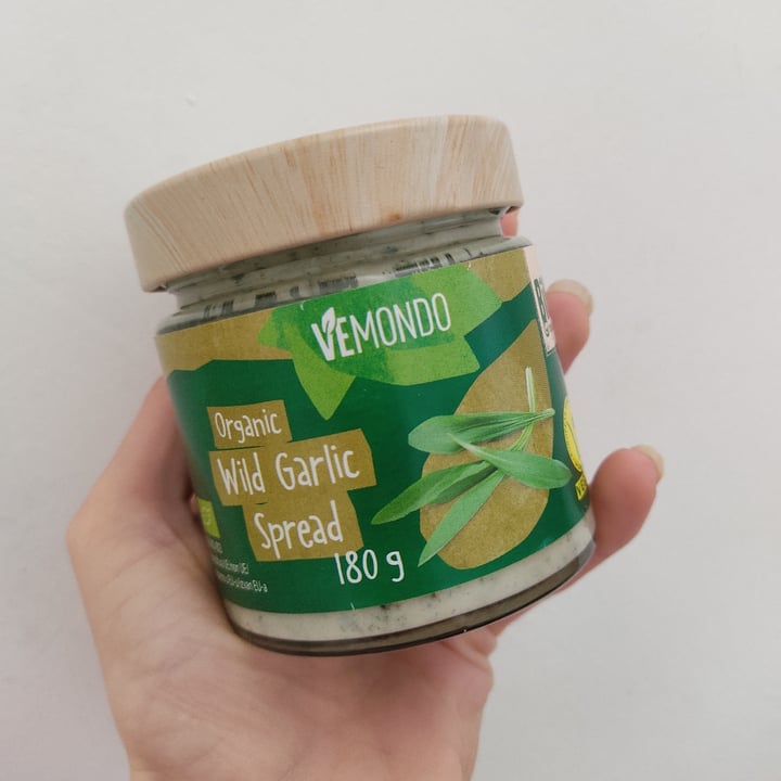photo of Vemondo Organic wild garlic spread bio shared by @chiara007 on  23 Feb 2023 - review