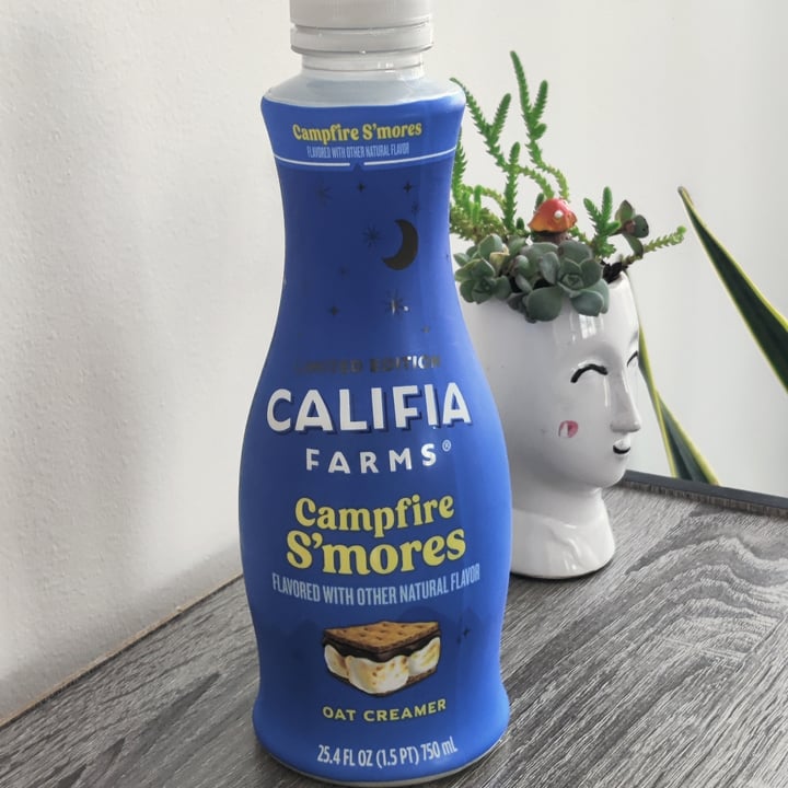 photo of Califia Farms Campfire Smores Oat Creamer shared by @cinemaspinach on  13 Jul 2023 - review