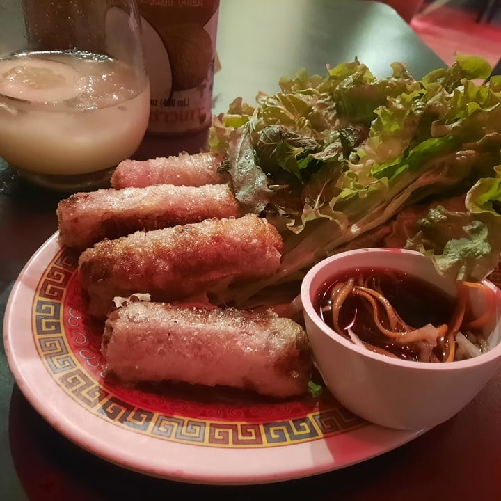 photo of Saigón Noodle Bar San Telmo Nems fritos de tofu y seitán shared by @lily62 on  29 Jul 2023 - review