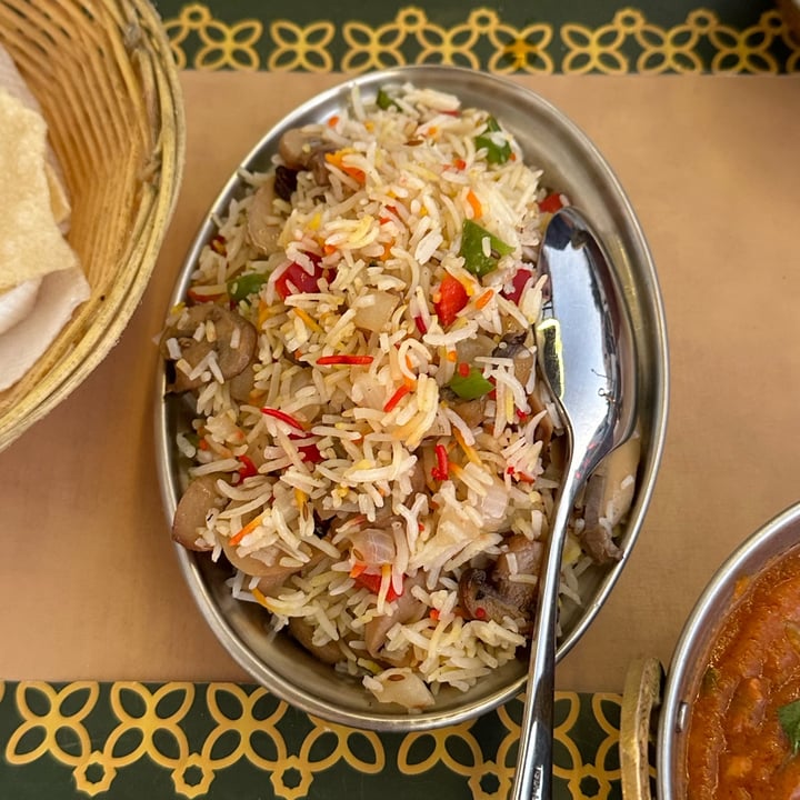 photo of Ashoka Indian Tandoori Restaurant Arroz Com Cogumelos shared by @nicolerenou on  13 Aug 2023 - review