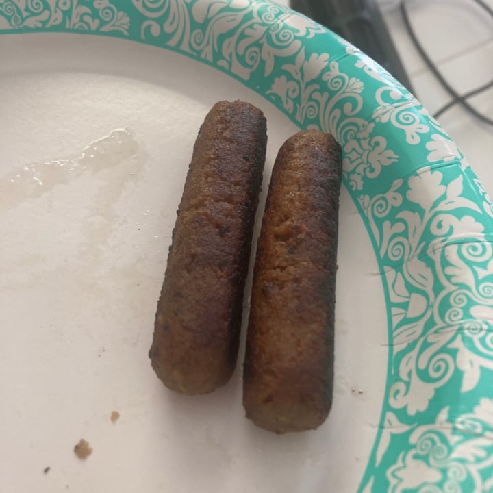 photo of Field Roast Apple & Maple Breakfast Sausages shared by @taysavage on  24 Jan 2023 - review