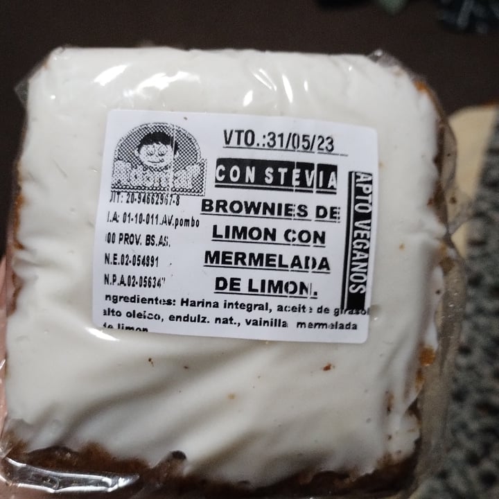 photo of Aldomar Brownie De Limón Con Mermelada De Limón shared by @solanacarella on  06 May 2023 - review