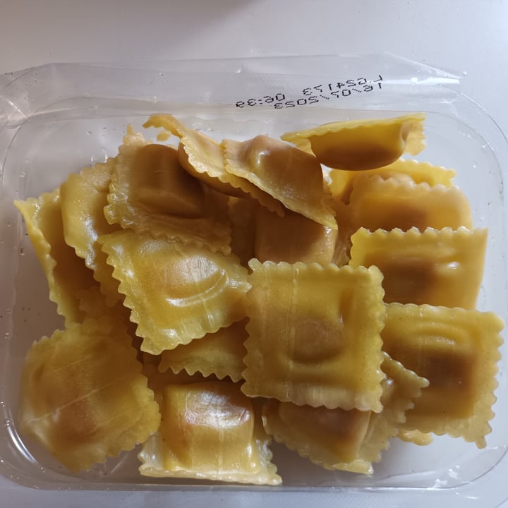 photo of De Angelis Pasta Fresca Ravioli con Beyond Meat shared by @samarra on  05 Jul 2023 - review