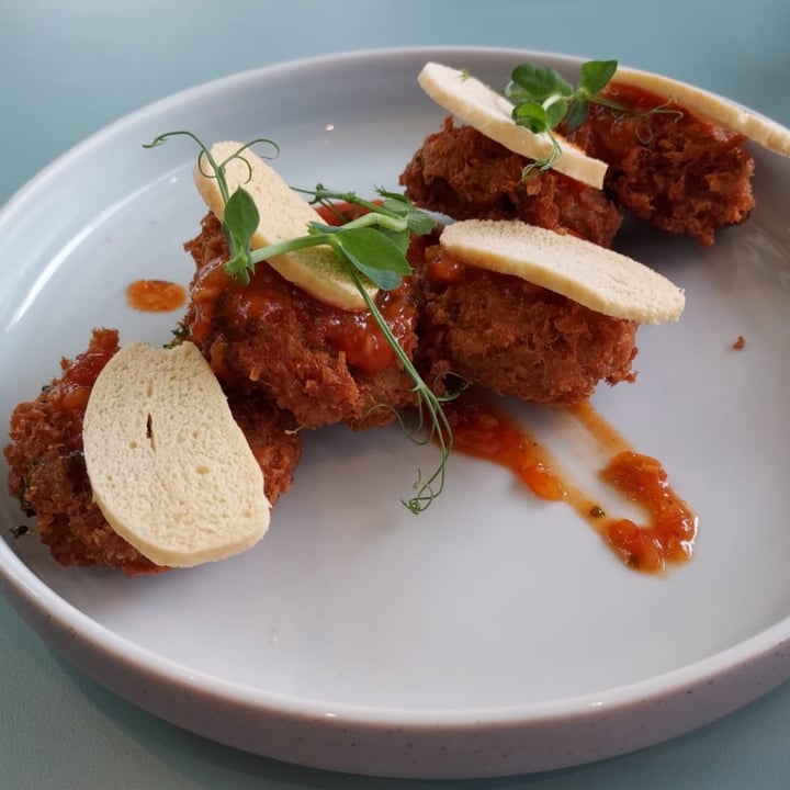 photo of Green Common Singapore Omni Chilli Crab Cake shared by @vindominousrex on  14 Feb 2023 - review