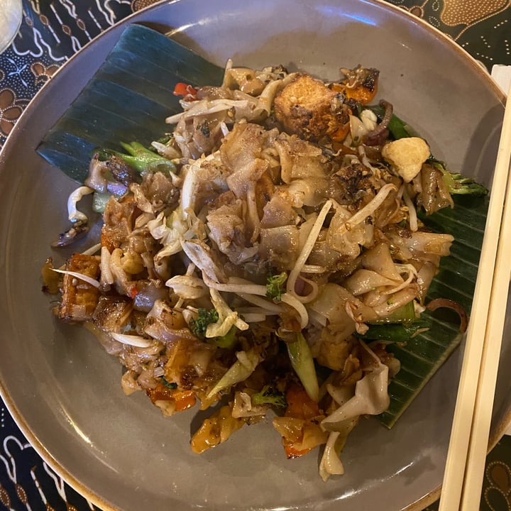photo of Mutiara Malaysian Restaurant Char Kway Teow shared by @veganfoodienz on  02 Apr 2023 - review