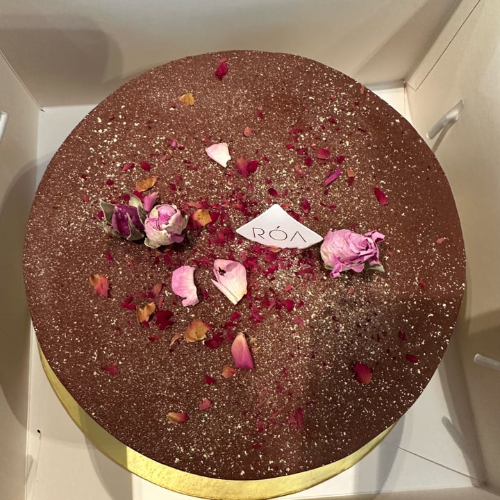 photo of Roa The Midnight Cake (Pick-up Only) The Midnight Cake shared by @mrdonut on  07 Apr 2023 - review