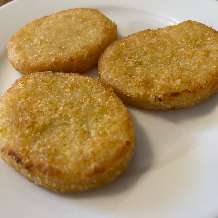 photo of Wholly veggie cauliflower hash browns shared by @ecoveg on  05 Jun 2023 - review