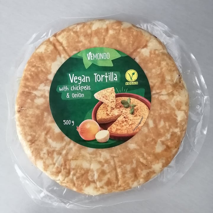 photo of Vemondo Vegan tortilla with chickpeas and onion shared by @pandapolaire on  11 Aug 2023 - review