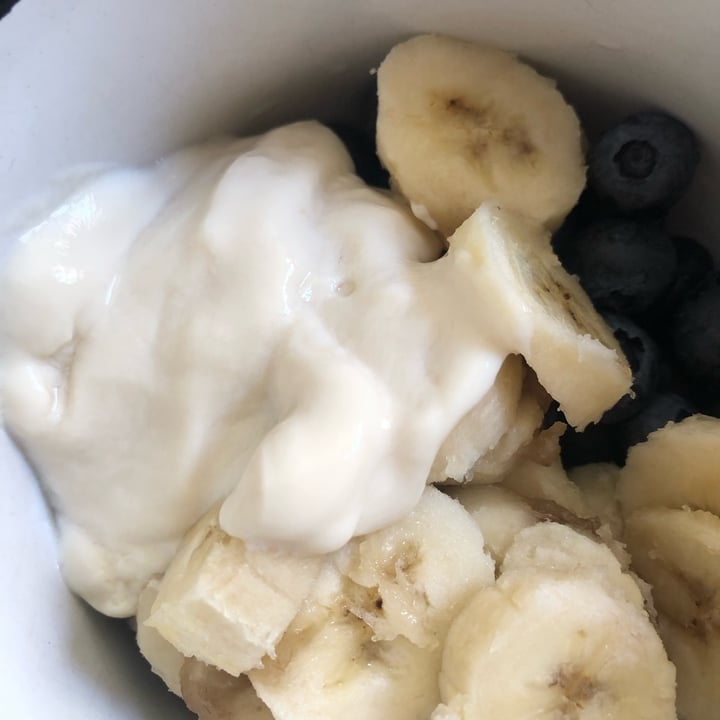 photo of Vemondo yogurt soya classic sugar-free shared by @seitansistah on  21 Jun 2023 - review
