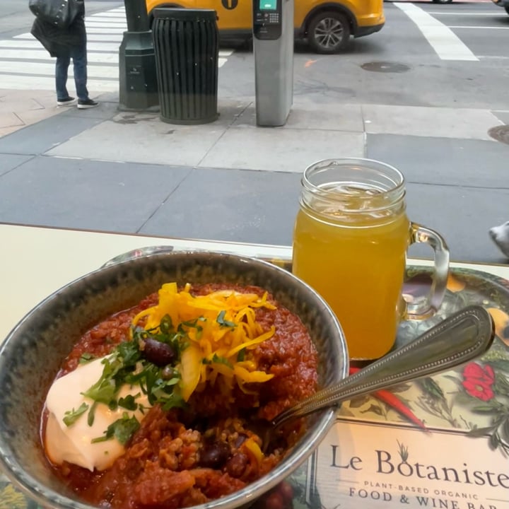 photo of Le Botaniste Spicy Chili sin Carne shared by @mariuu on  22 Mar 2023 - review