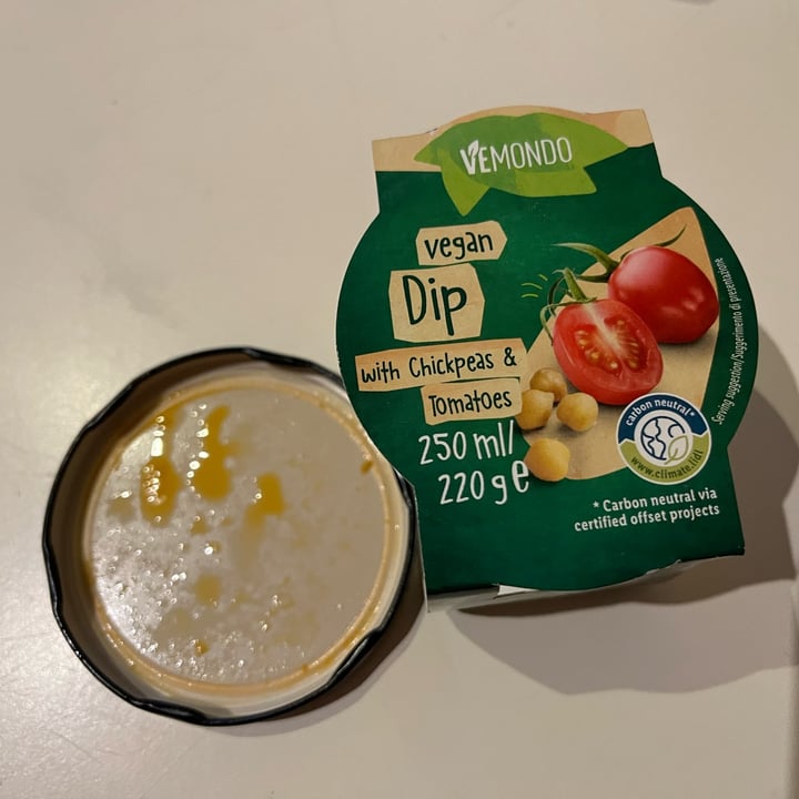photo of Vemondo Vegan dip with Chickpeas and Tomatoes shared by @curlyojam on  01 Feb 2023 - review