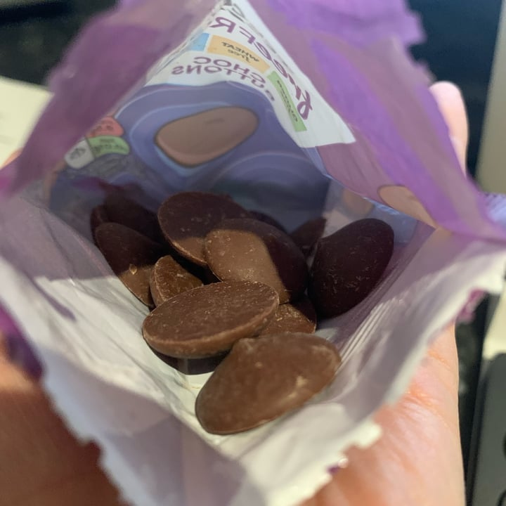 photo of Tesco Choc Buttons shared by @smuz90 on  17 Mar 2023 - review