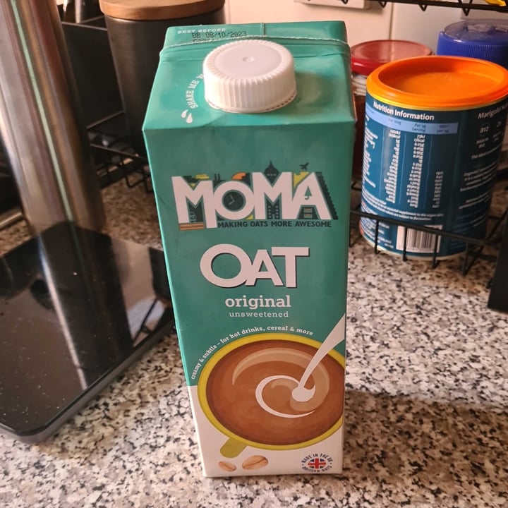 photo of MOMA oat drink unsweetened shared by @daniellittle123 on  02 Jan 2023 - review