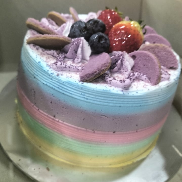 photo of M Bakery Blueberry cake shared by @cheddarhamster on  22 Mar 2023 - review