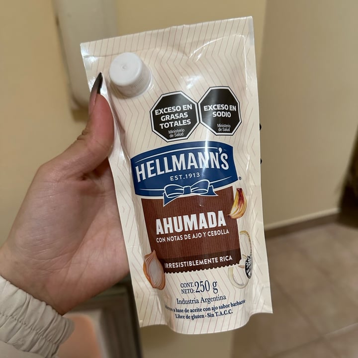 photo of Hellmann’s Aderezo Ahumado shared by @miicaelanatali on  04 Aug 2023 - review