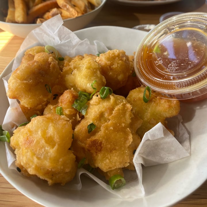 photo of Veggie Grill Crispy Cauliflower shared by @mattiesmindfulmeals on  30 Mar 2023 - review