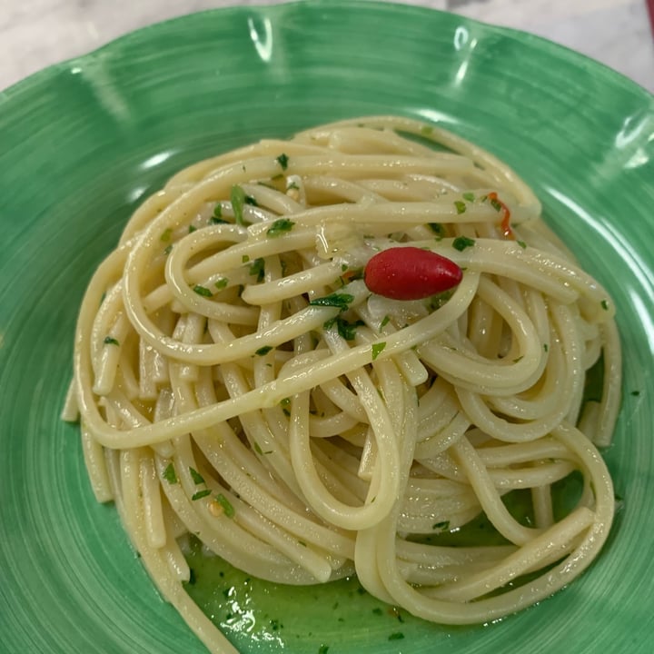 photo of Al Dente Spaghetteria Aglio e Olio shared by @lenamarie98 on  02 Mar 2023 - review