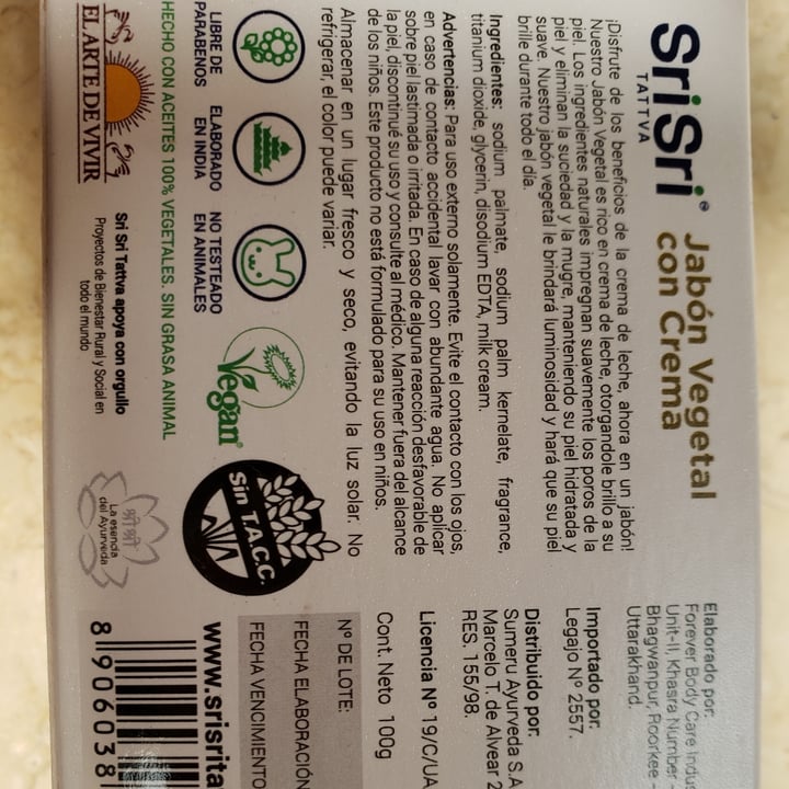 photo of Sri Sri Ayurveda Jabón Vegetal shared by @96josefinaherlein on  05 Jan 2023 - review