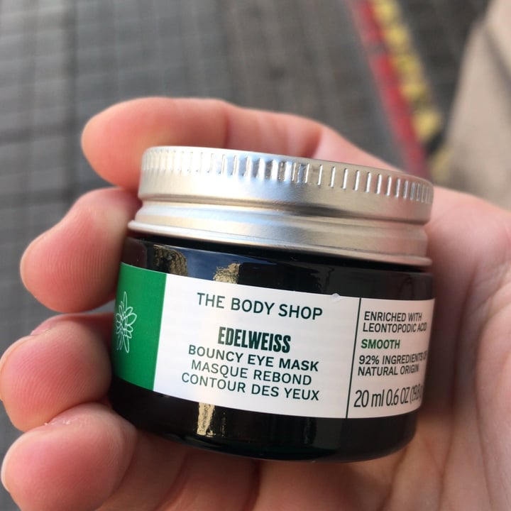 photo of The Body Shop Edelweiss eye mask shared by @corinnata on  09 Feb 2023 - review