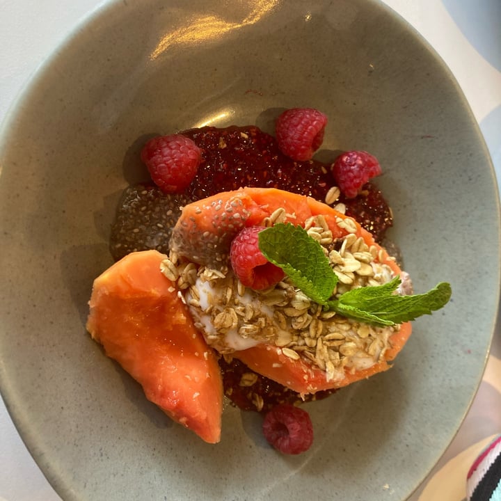 photo of Woolies Food cafe papaya muesli shared by @shanwels on  22 Jan 2023 - review