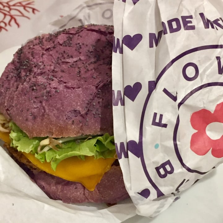photo of Flower Burger Flower Burger shared by @azuki on  20 Jul 2023 - review