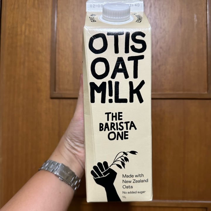 photo of Otis Oat Milk The Barista One shared by @piggy-egg on  07 Mar 2023 - review