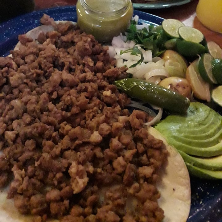 photo of Trece Lunas Tacos de bistec shared by @dafrosae on  08 Jan 2023 - review
