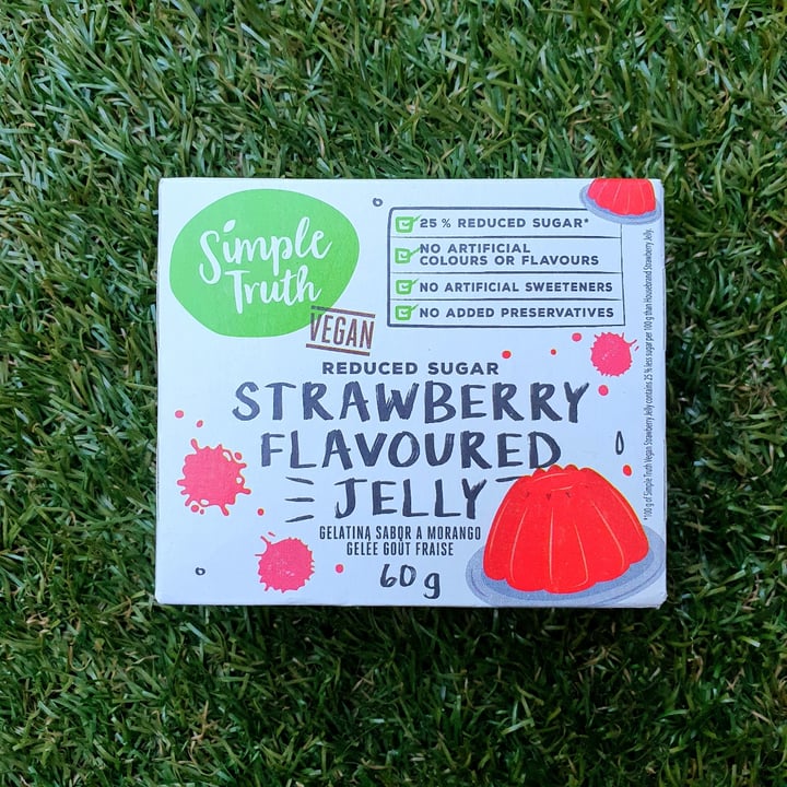 photo of Simple Truth Strawberry Flavoured Jelly shared by @humanequalshypocrite on  15 Jan 2023 - review