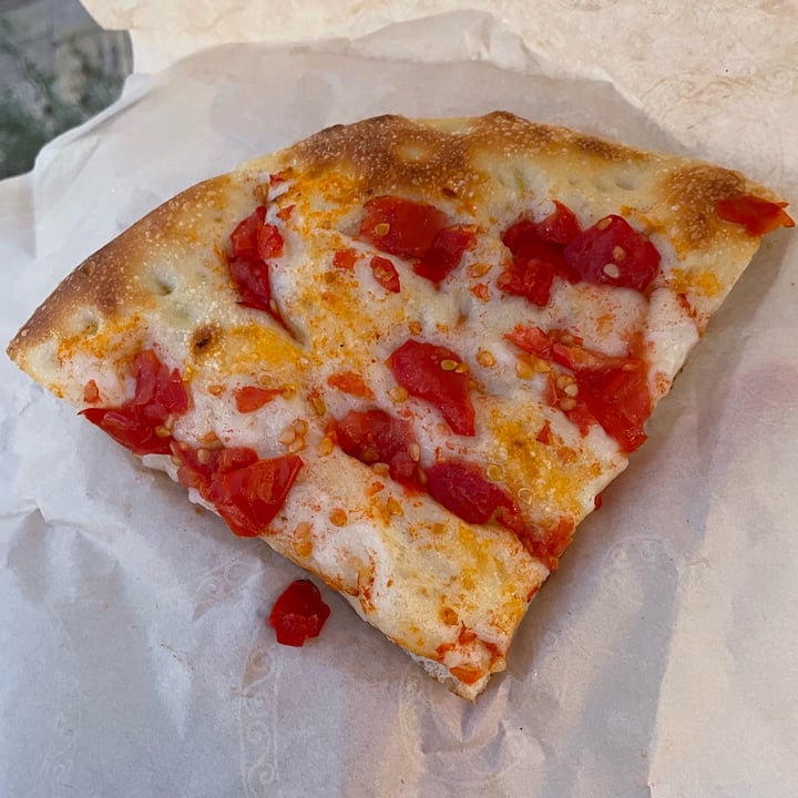 photo of La Lira Focaccia al Pomodoro shared by @britts on  28 Dec 2022 - review