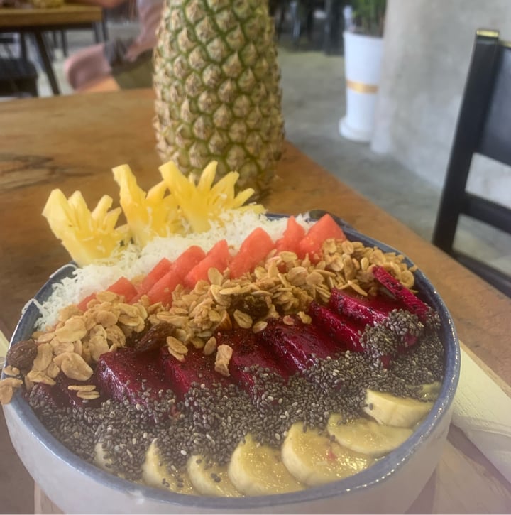 photo of Brother Bong Cafe Green Smoothie Bowl shared by @aninatroya on  07 Apr 2023 - review