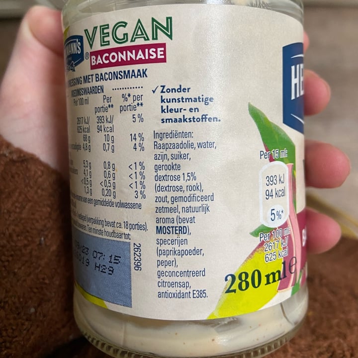 photo of Hellmann’s Baconnaise shared by @helena12345 on  16 Jun 2023 - review