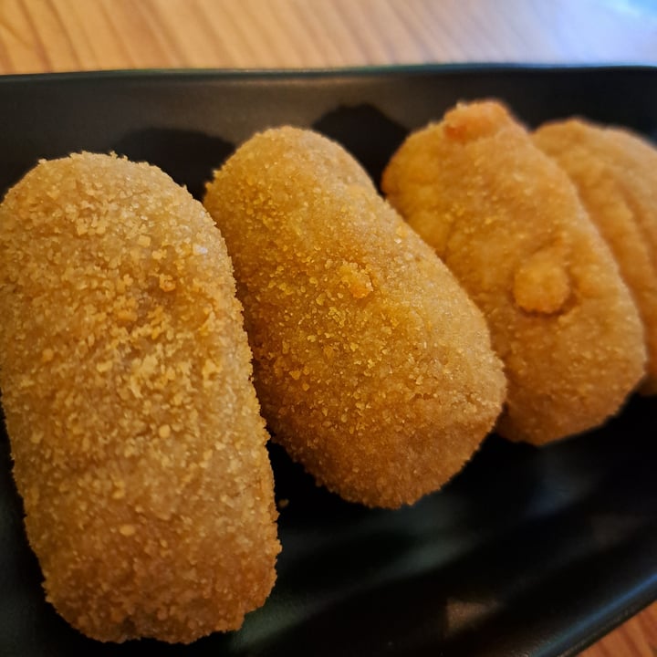 photo of Viva Chapata Croquetas de setas y ajo shared by @baffiny on  18 Jan 2023 - review