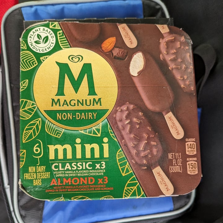 photo of Magnum Classic Almond Mini shared by @edav334 on  30 Jun 2023 - review