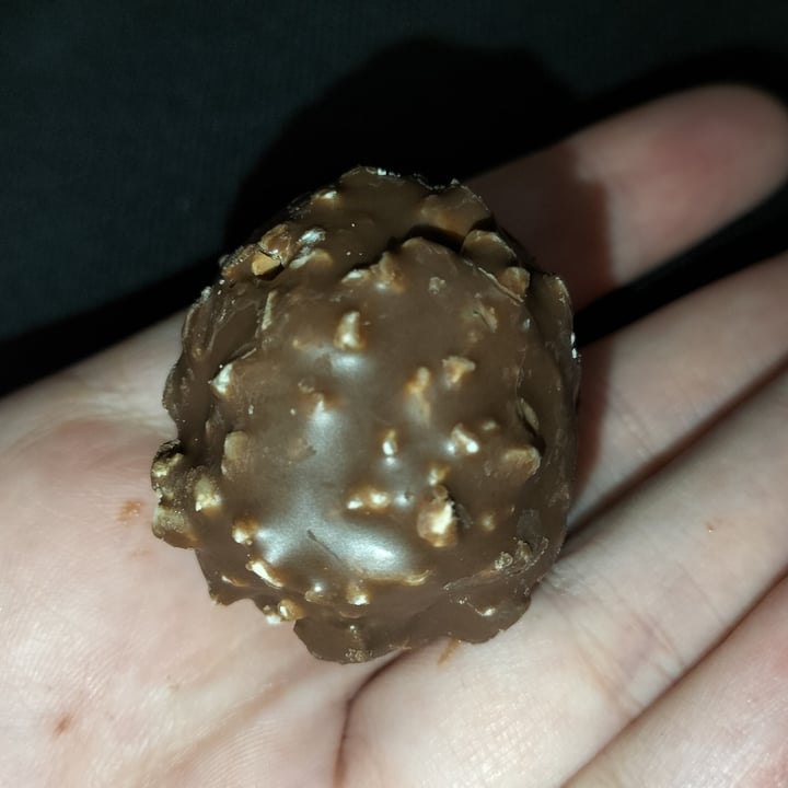 photo of LoveRaw Nutty Choco Balls shared by @nereamp5 on  26 Dec 2022 - review