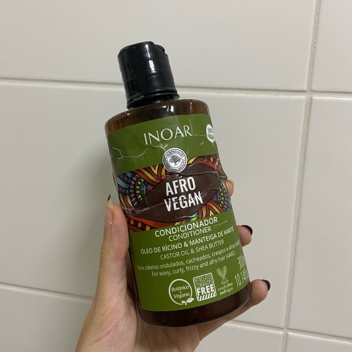 photo of Inoar Afro Vegan condicionador shared by @kathsz on  13 Mar 2023 - review