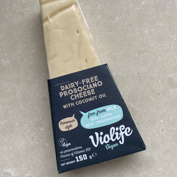 photo of Violife Dairy free Prosociano Cheese shared by @clarisenilene on  27 Feb 2023 - review