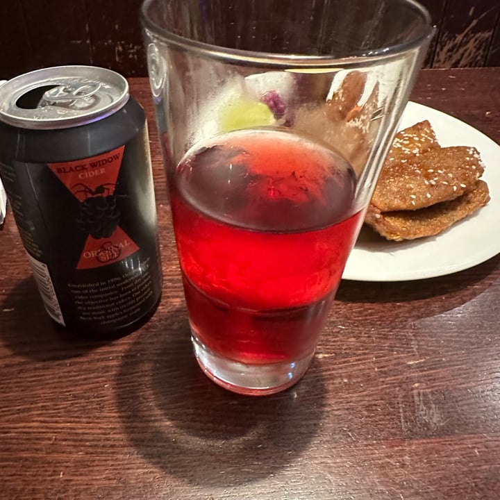 photo of Chicago Diner Original Sin Black Widow Cider shared by @lonica on  17 Jul 2023 - review