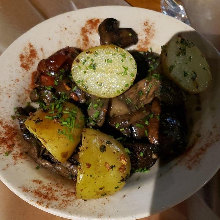 photo of Barrika Fonda degustacion de hongos shared by @melinav on  14 Aug 2023 - review