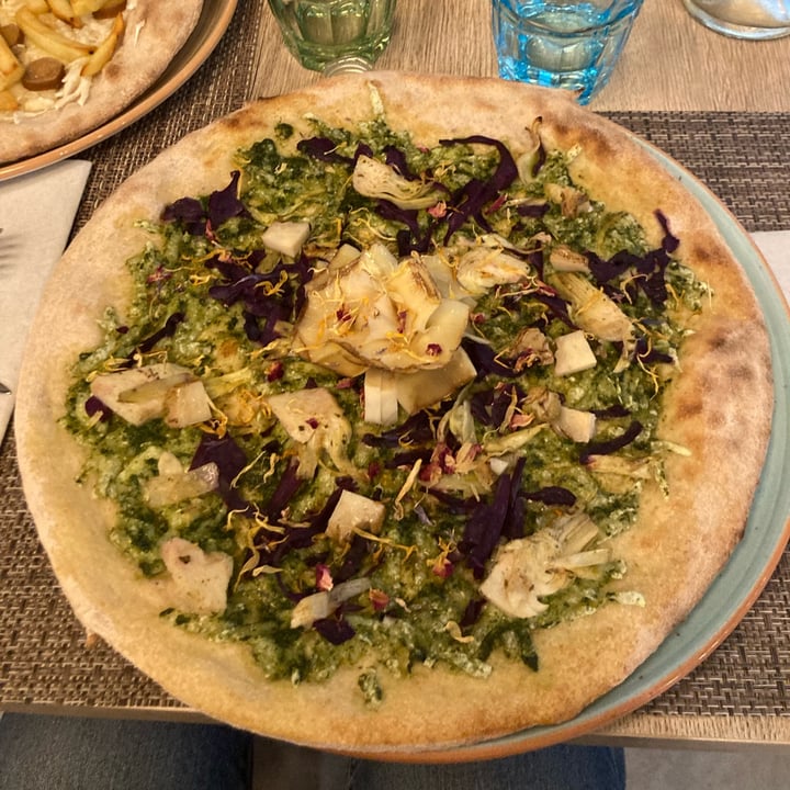 photo of Pizzeria Controvento Pizza Campo In Fiore shared by @manekineko on  29 Apr 2023 - review