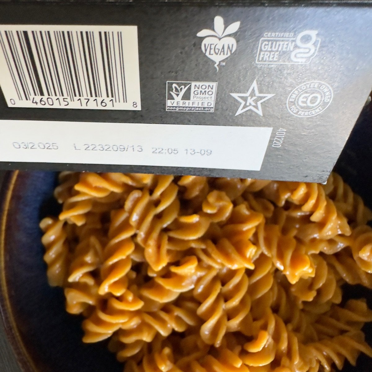 Veggie Craft Farms Rotini made with Lentils, Peas and Cauliflower