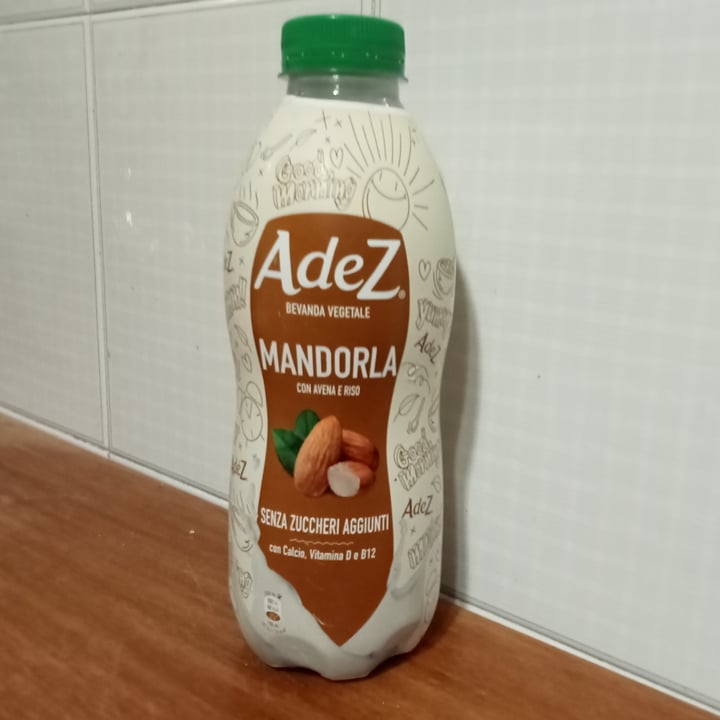 photo of AdeZ Bevanda vegetale alla mandorla shared by @paola81 on  16 Mar 2023 - review