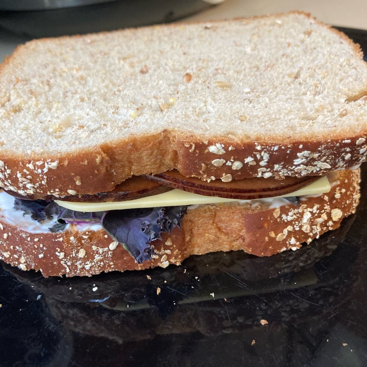 photo of Simple Truth Plant Based Ham Style Deli Slices: Black Forest shared by @aprilflowers on  07 Mar 2023 - review
