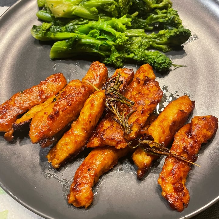 photo of Amo Essere Veg chicken shared by @bhcec on  06 Mar 2023 - review