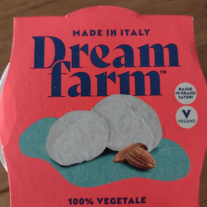 photo of Dream Farm Alternativa vegetale alla mozzarella shared by @loriana on  04 Aug 2023 - review
